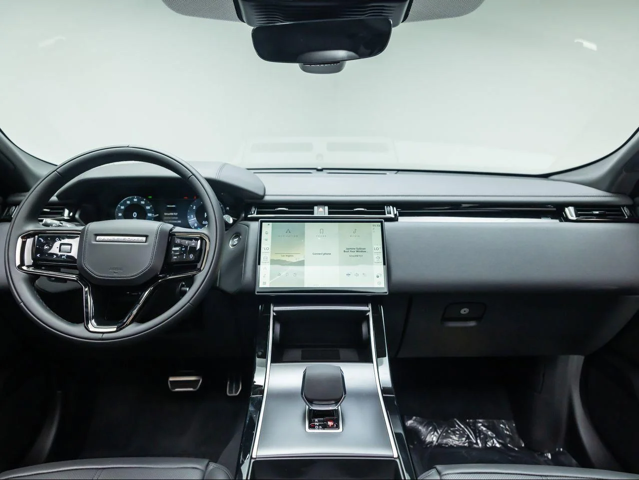 New 2026 Carpathian Grey Land Rover P250 Dynamic SE image 19