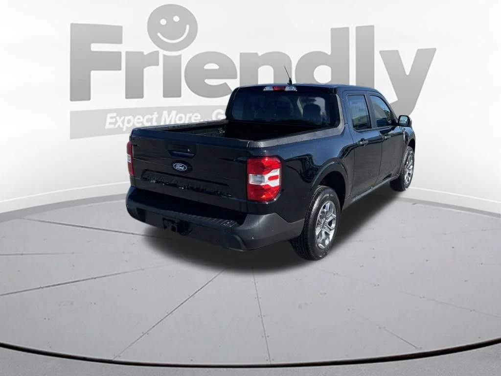 New 2026 Shadow Black Ford XLT image 6