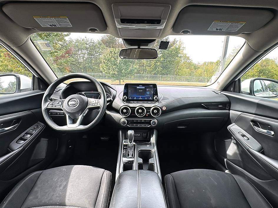 Used 2025 Aspen White Tricoat Nissan SV image 28