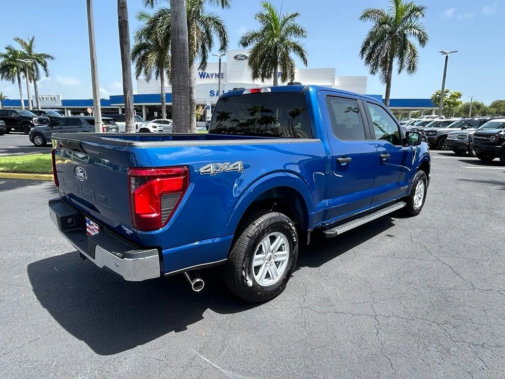 New 2025 Blue Ford XL image 4