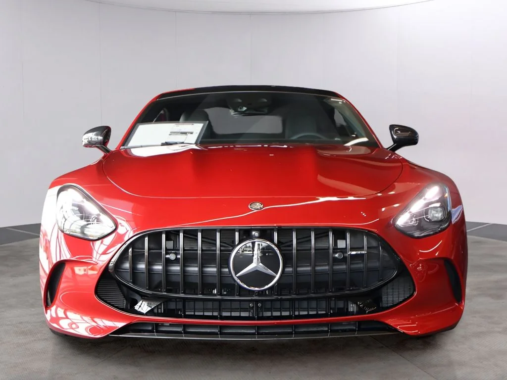 New 2026 MANUFAKTUR Patagonia Red Metallic Mercedes-Benz Base image 2