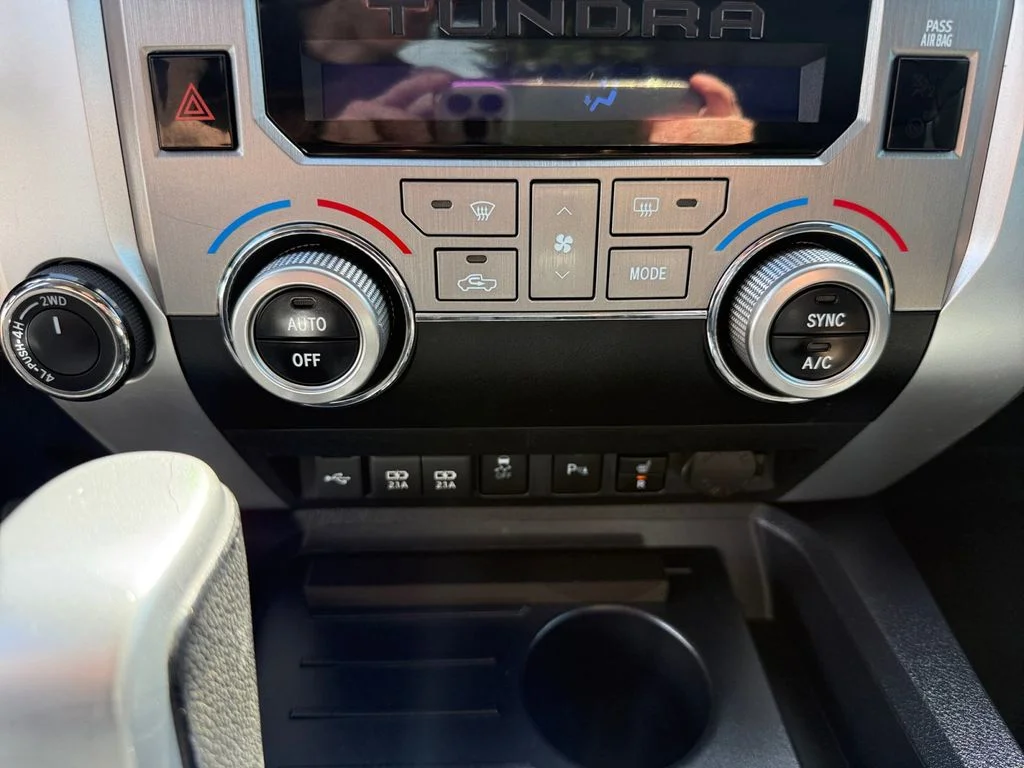 Used 2020 Black Toyota SR5 image 22