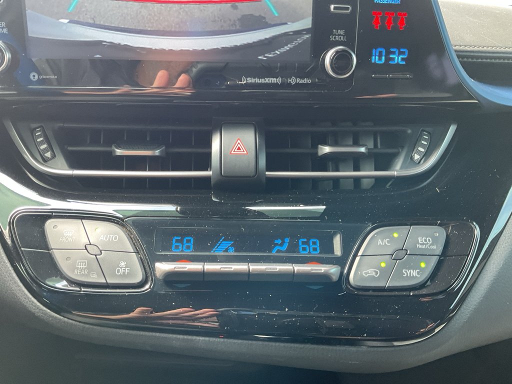 Used 2019 Blizzard Pearl Toyota XLE image 20