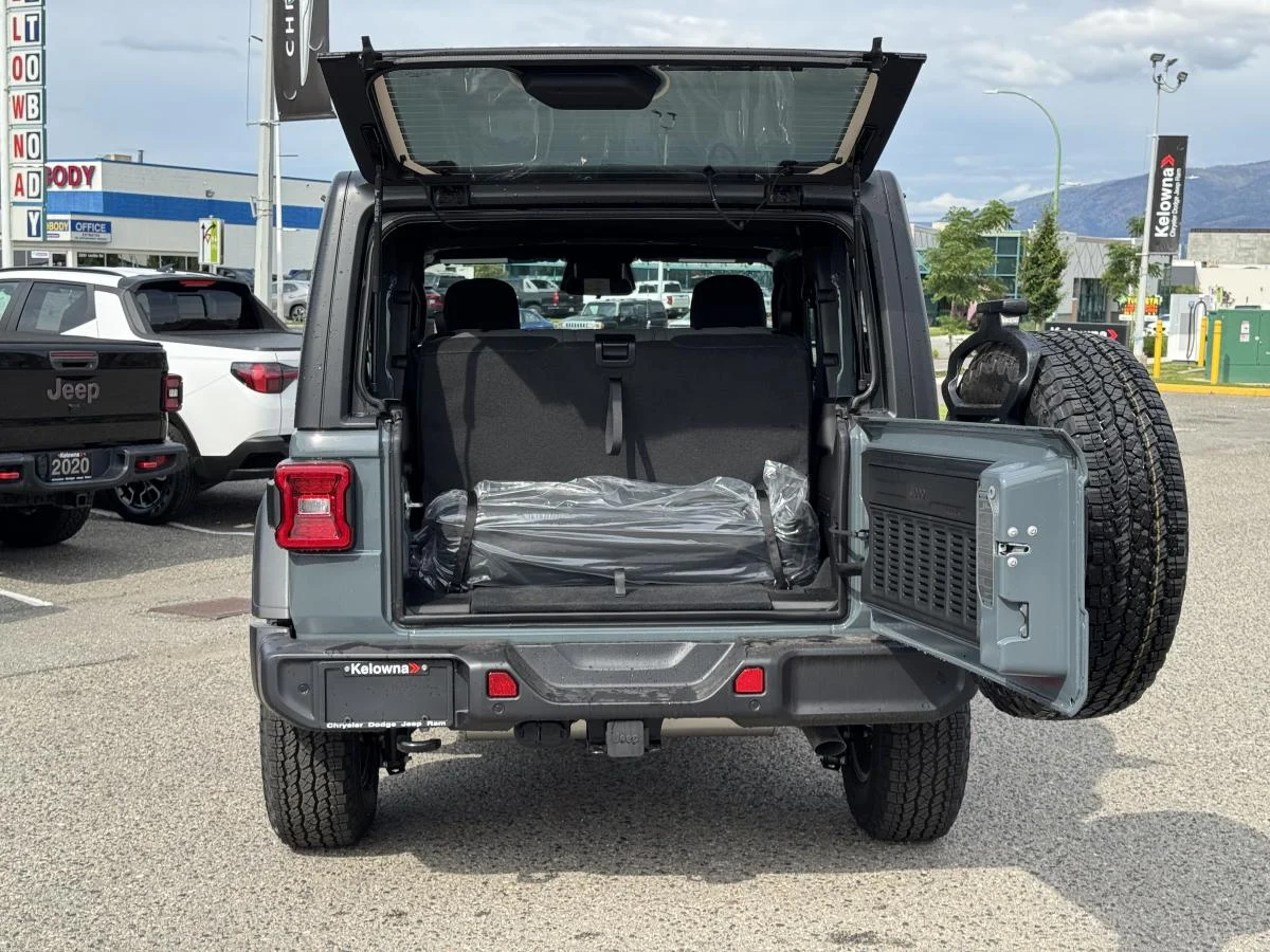 New 2026 Dark blue Jeep Sport S image 7