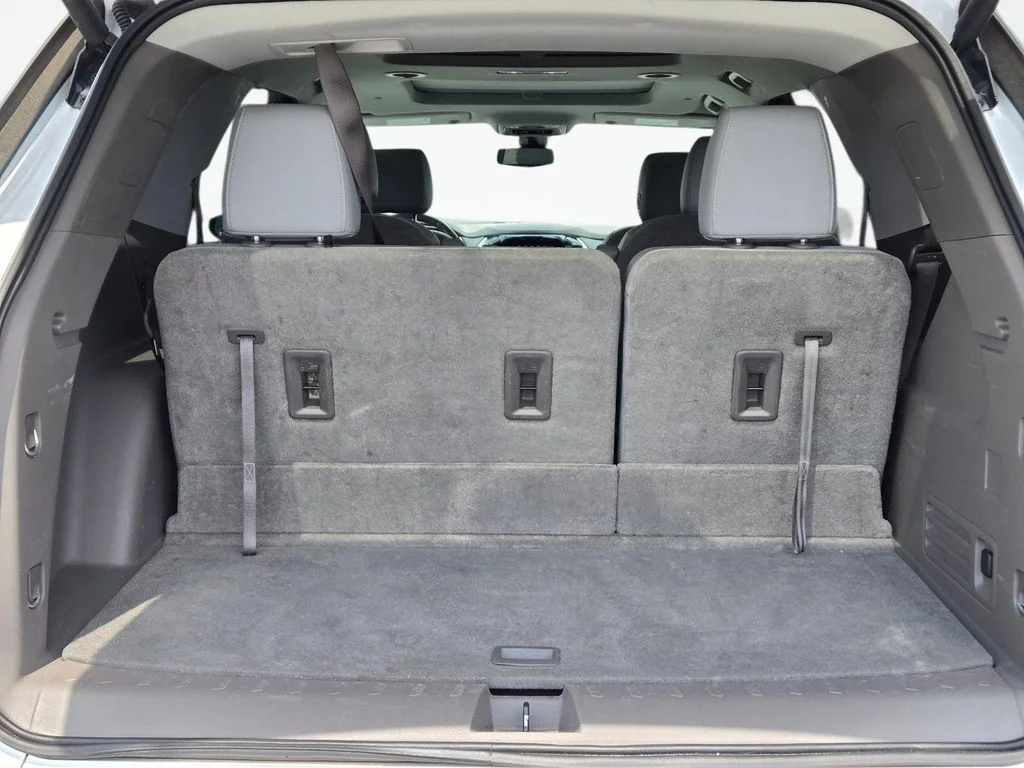 Used 2019 Beige Chevrolet Premier image 8