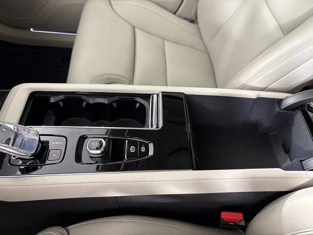 New 2026 Blue Volvo T8 Ultra image 47