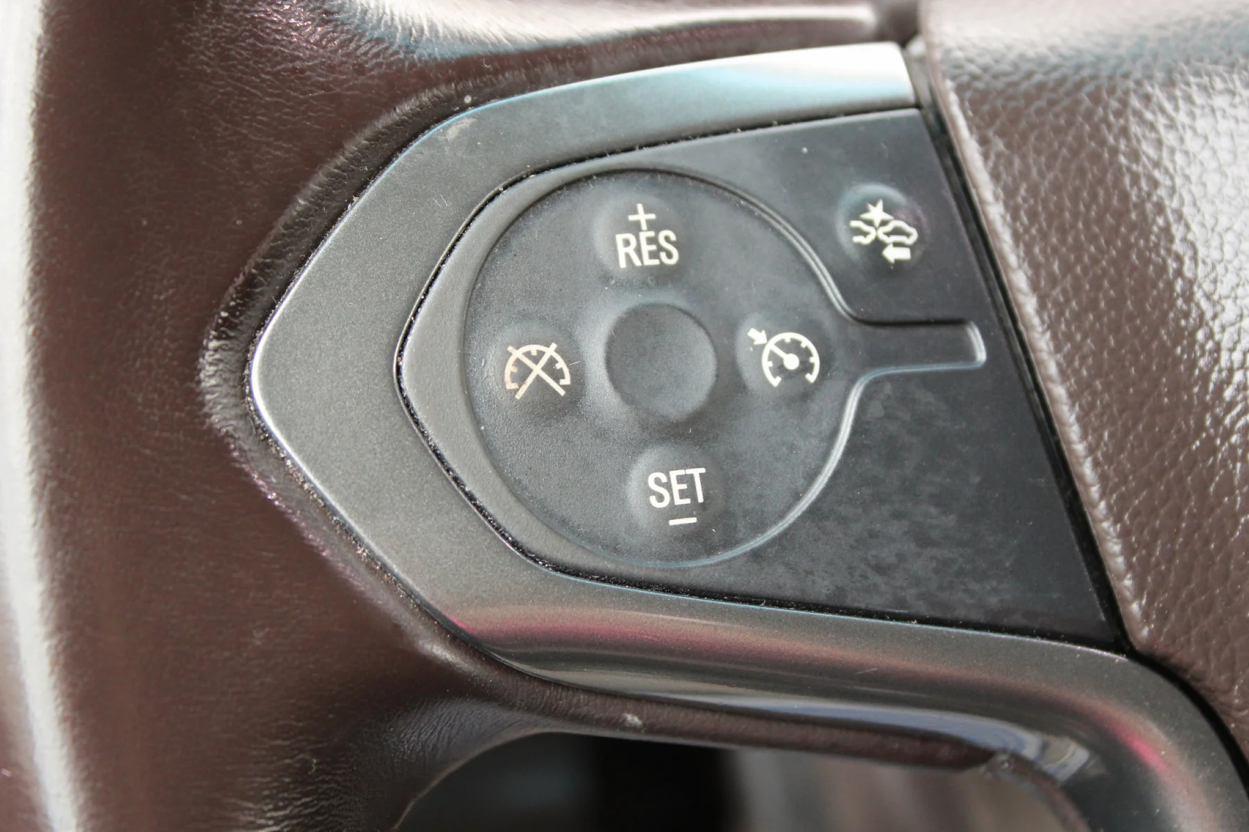 Used 2020 Satin Steel Metallic Chevrolet 2WD 4dr LT image 8