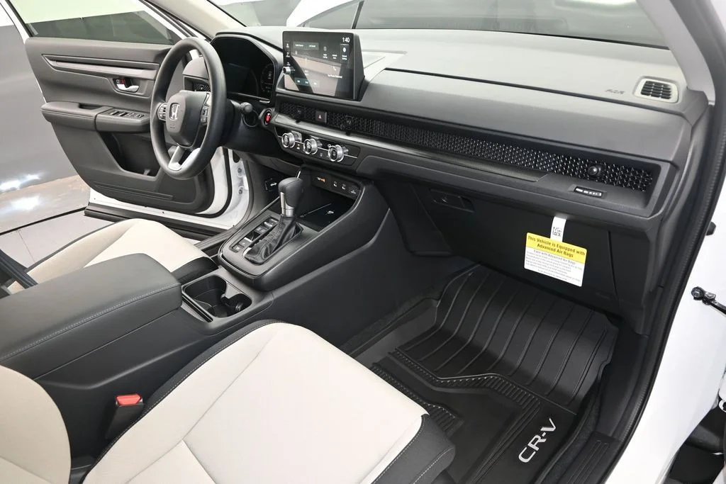 New 2026 Platinum White Pearl Honda LX image 23