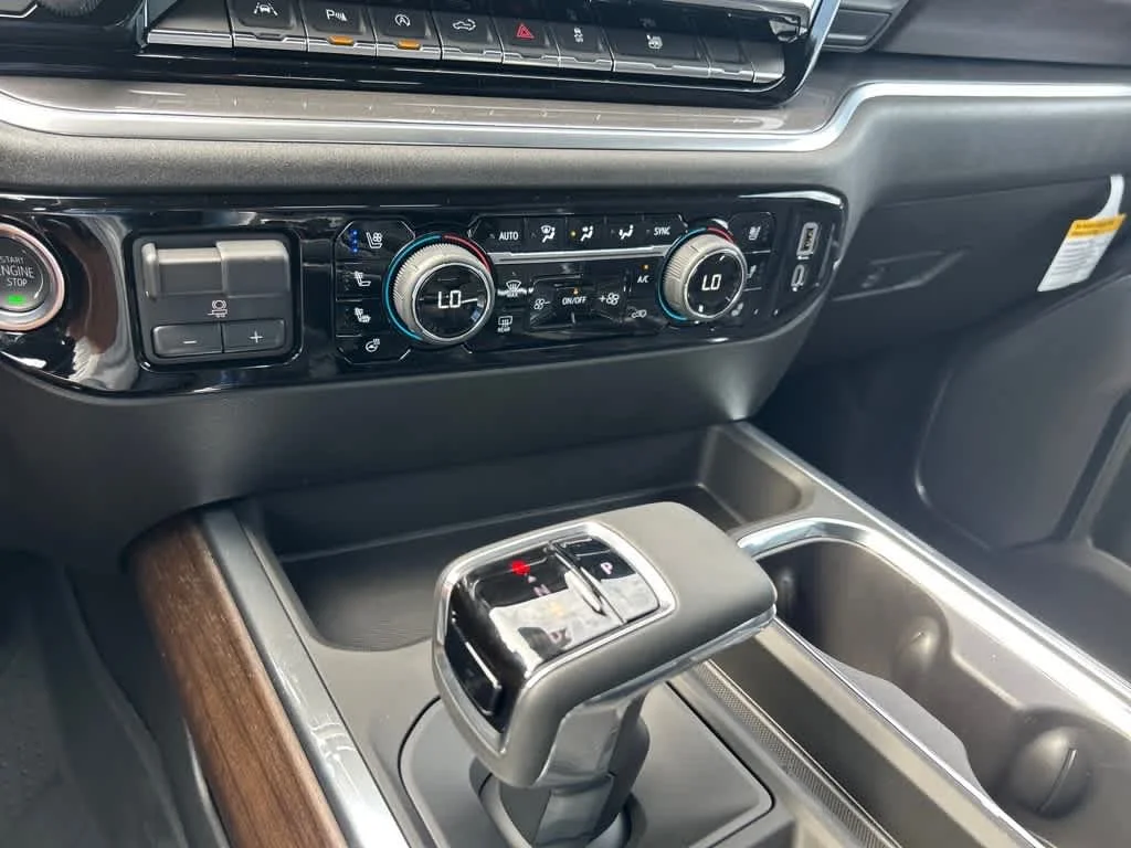 2026 Chevrolet Silverado 1500 High Country - Photo 10