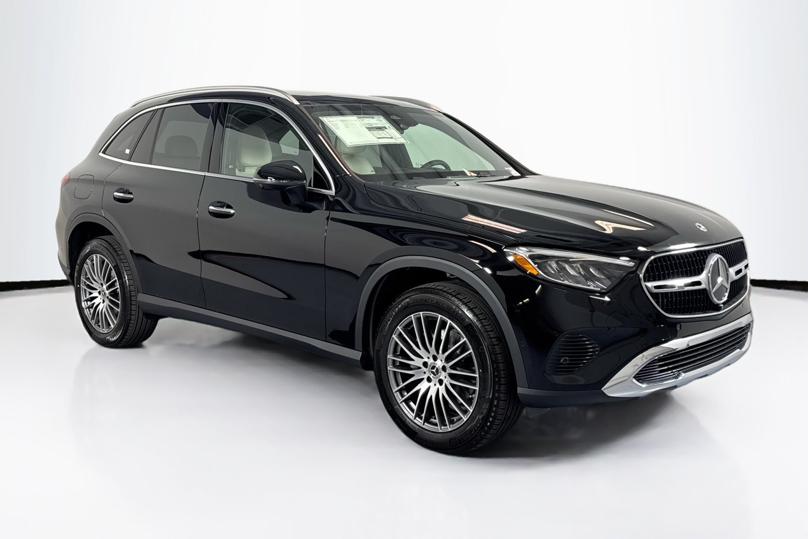 New 2026 Black Mercedes-Benz GLC 300 image 3