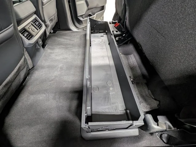 New 2026 Carbonized Gray Metallic Ford F-250® Lariat® image 59