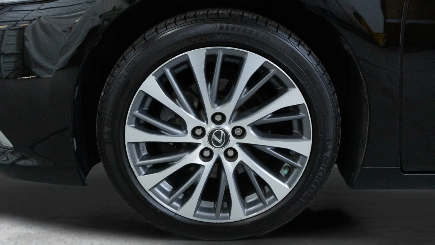Used 2021 Black Lexus ES 250 image 9