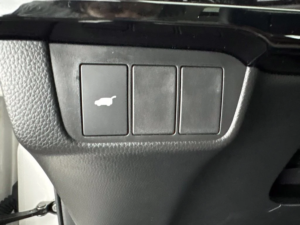 Used 2026 White Honda EX-L image 51