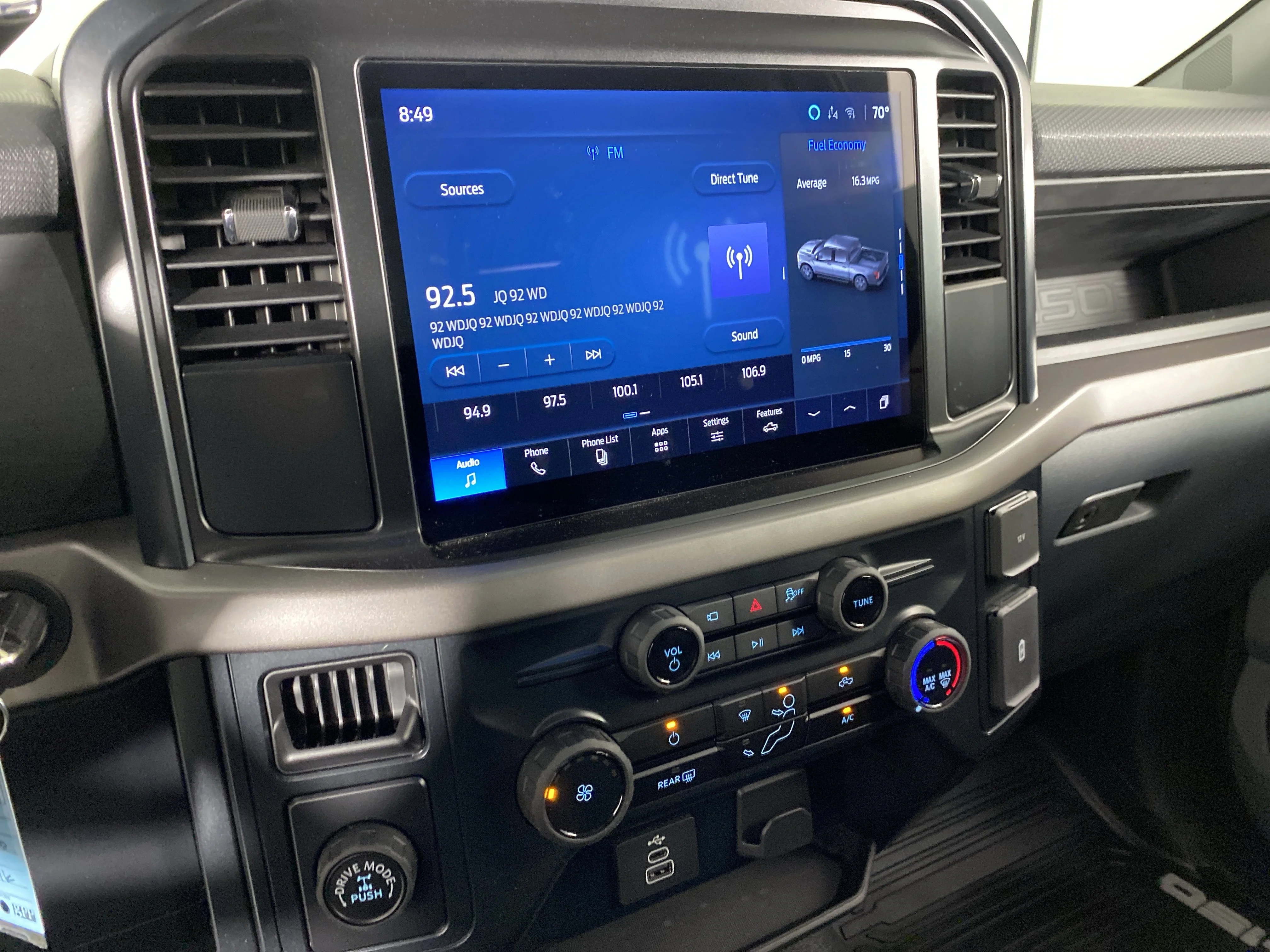 Used 2025 Blue Metallic Ford XL image 27
