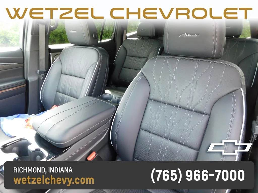 Used 2025 Gray Buick Avenir image 16