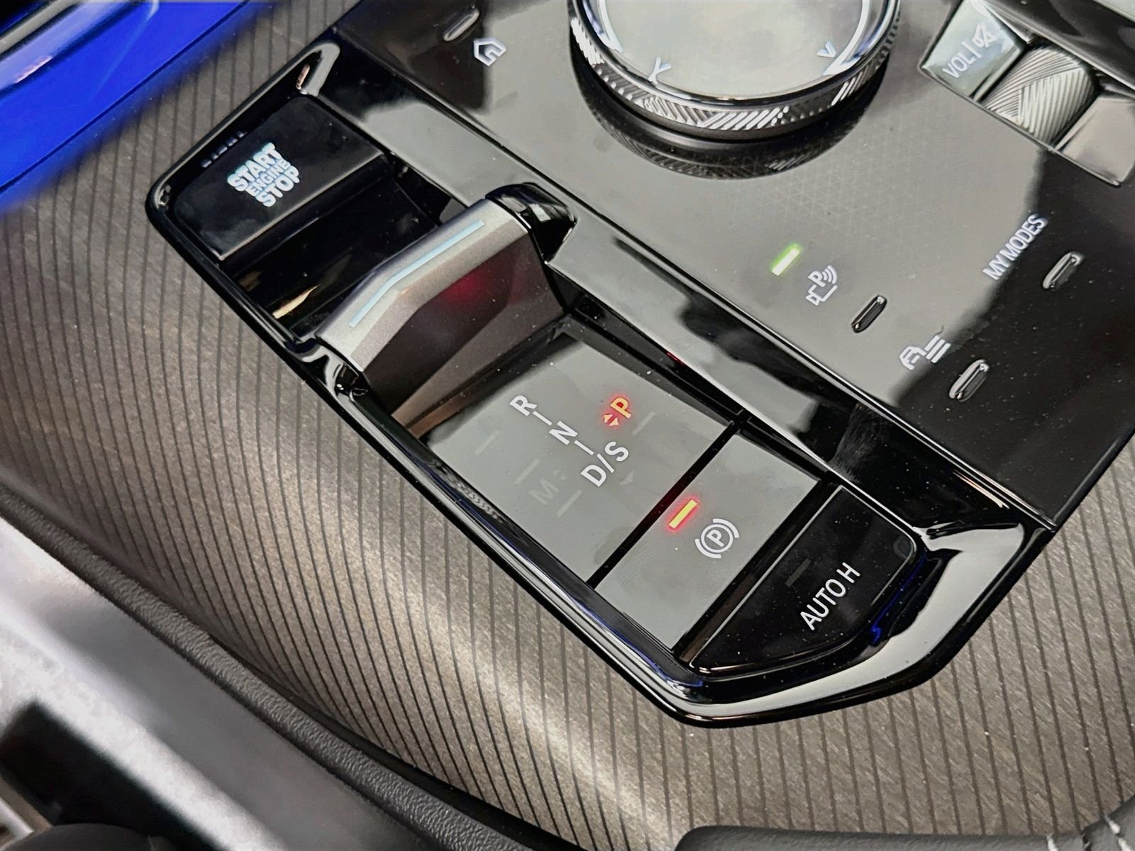 New 2026 Black Sapphire Metallic BMW 30 xDrive image 15