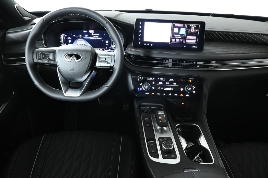 New 2027 2T GRPT SHDW INFINITI Autograph AWD image 16