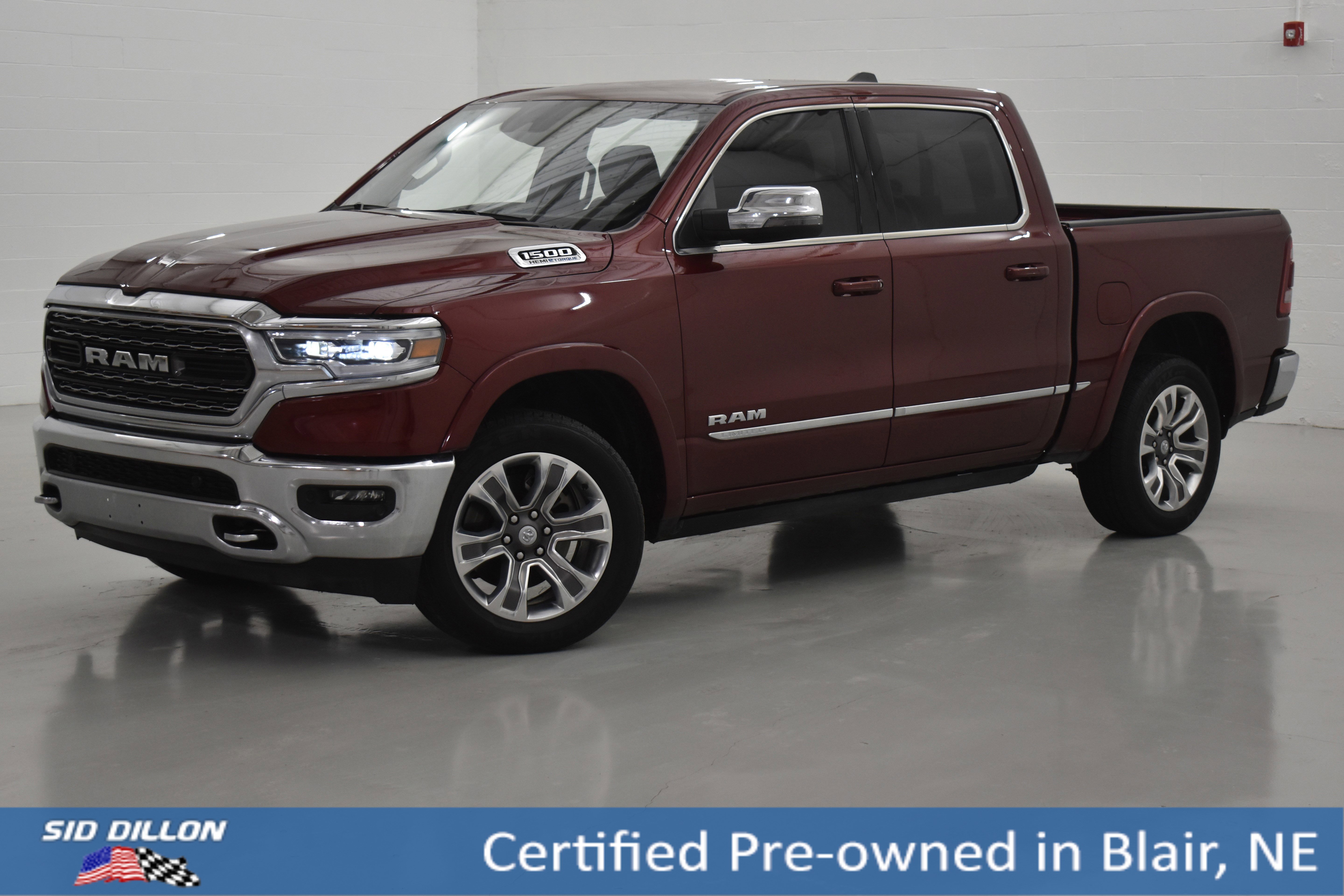 2023 RAM 1500 Limited 4x4 Crew Cab 5'7's photo