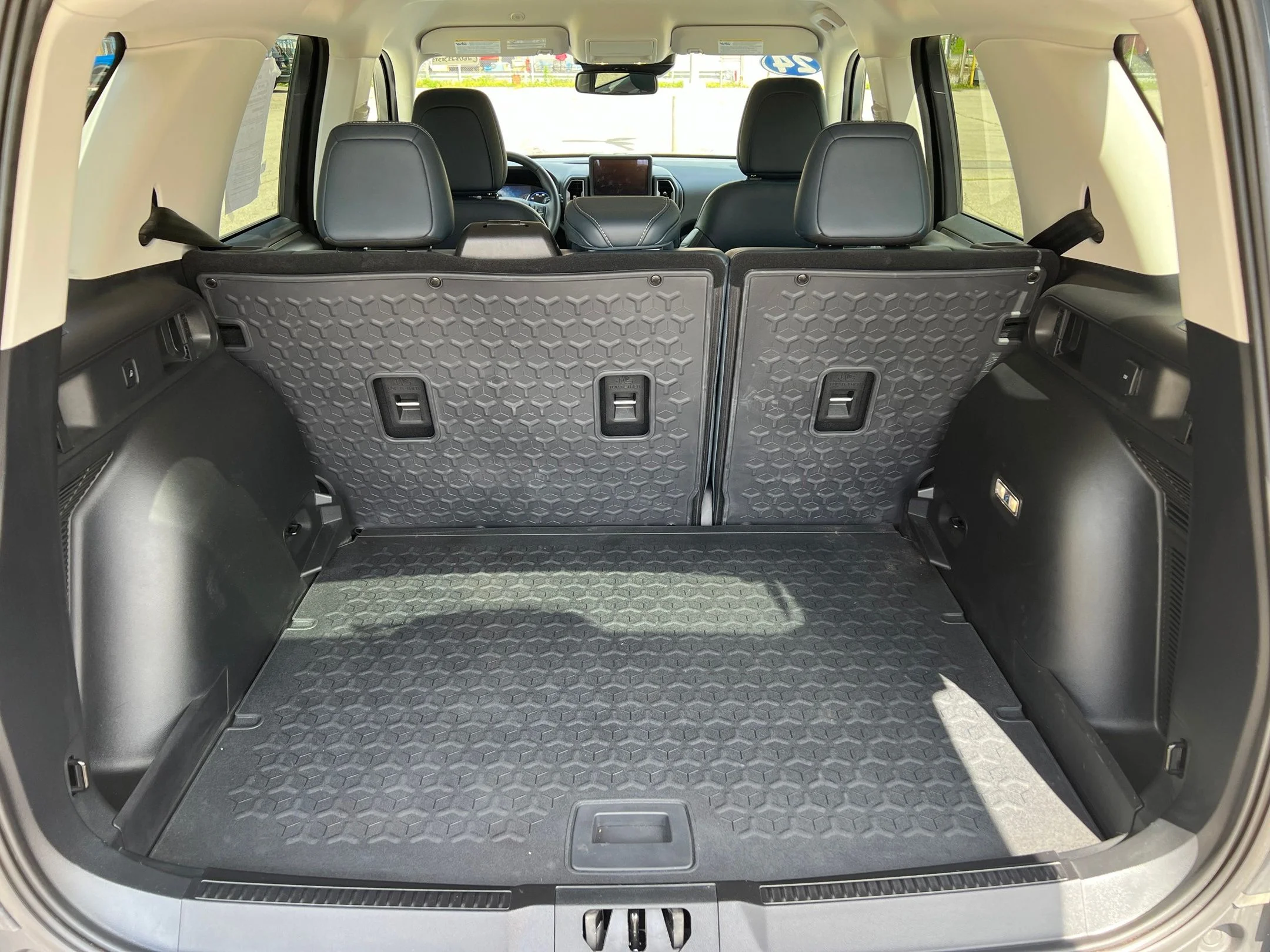 Used 2024 Gray Ford Outer Banks image 13