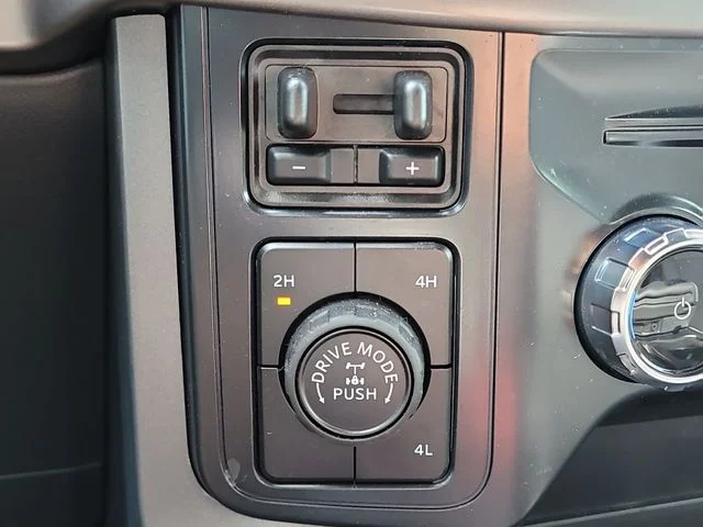 New 2026 Gray Ford XLT image 28
