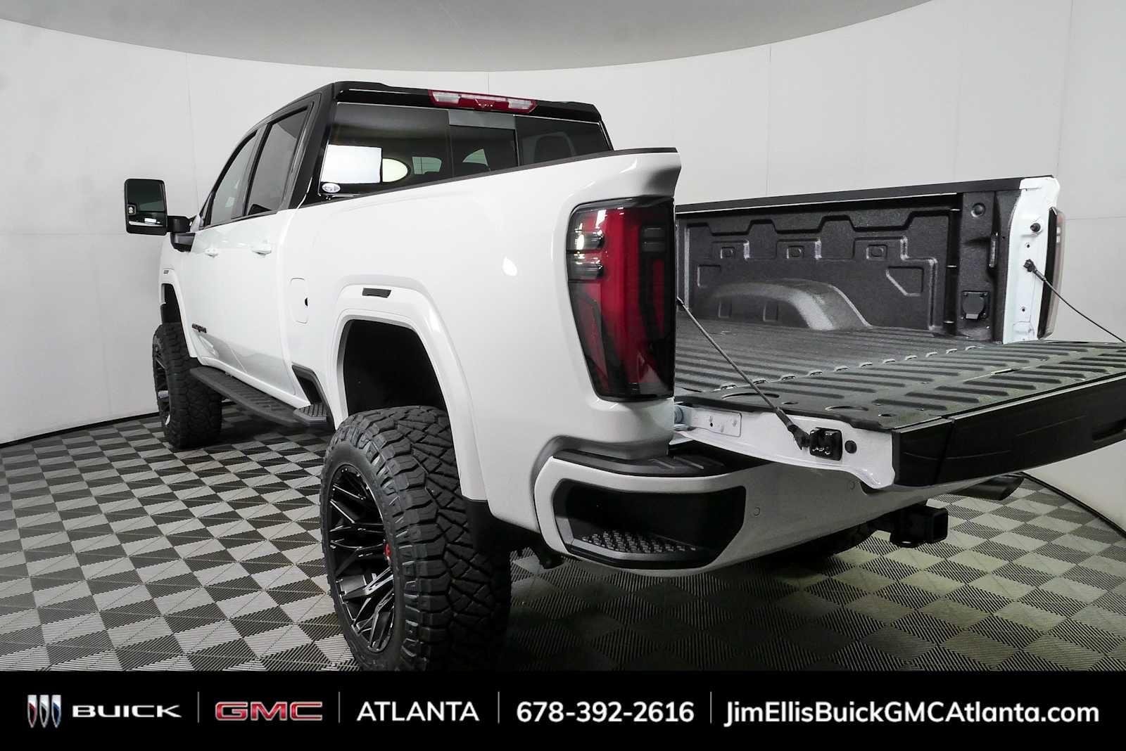 2026 GMC Sierra 2500HD AT4 - Photo 32