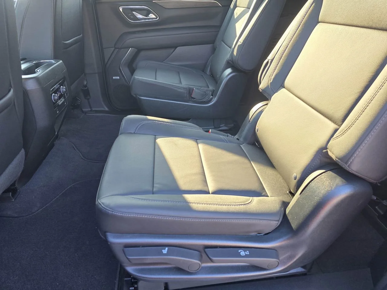 Used 2023 Sterling Gray Metallic Chevrolet Z71 image 11