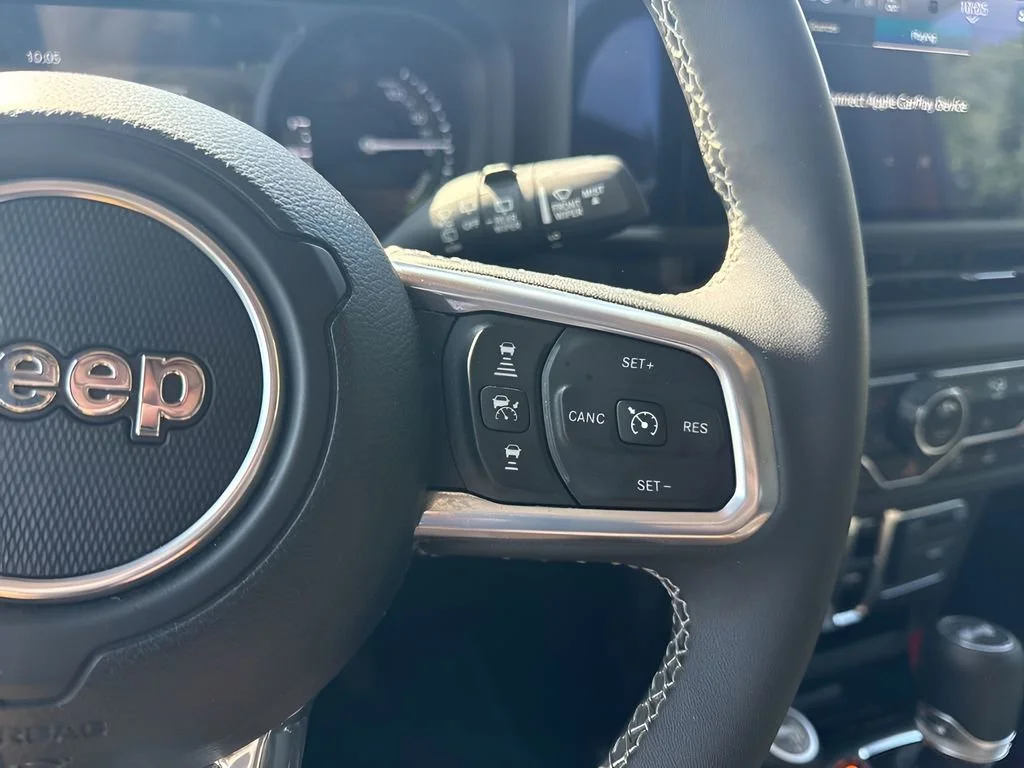 Used 2025 Red Jeep Sahara image 15