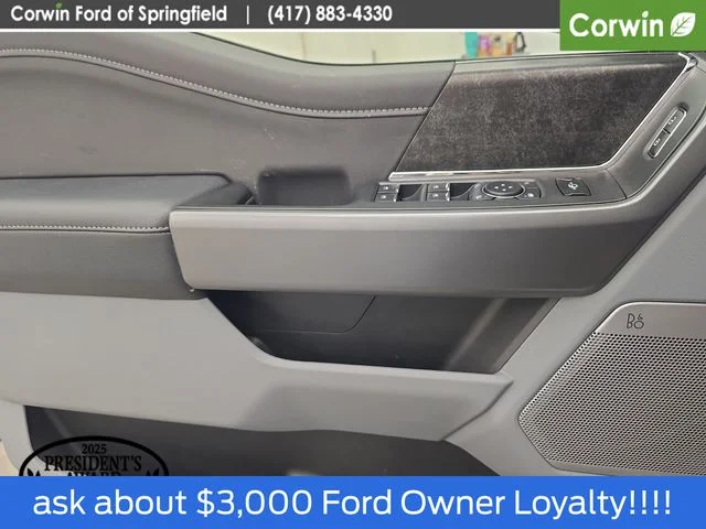 New 2026 Oxford White Ford F-250® XLT image 39