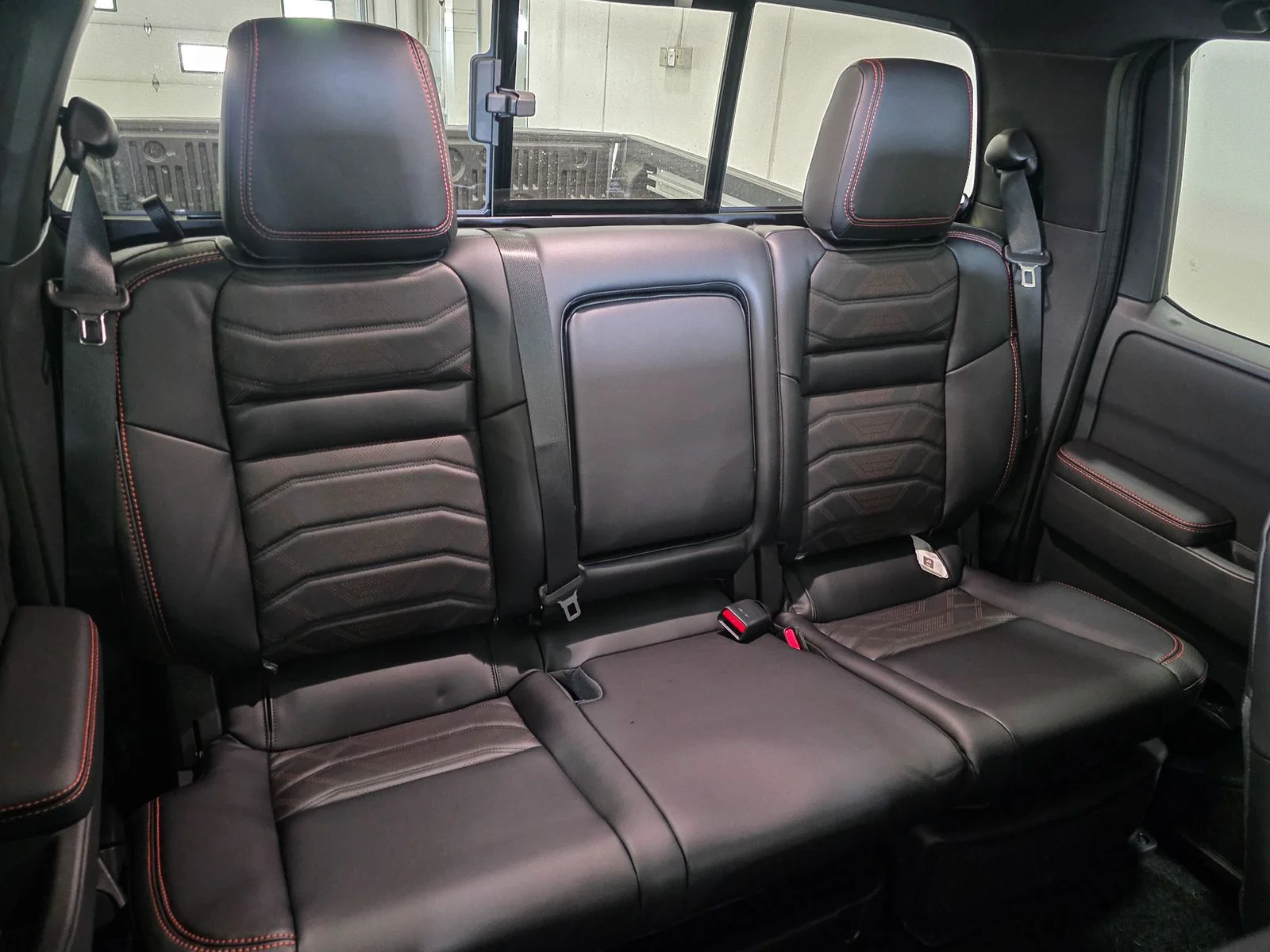 New 2026 Boulder Gray Pearl Nissan Crew Cab PRO-4X® image 21