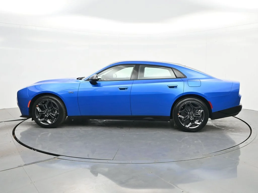 New 2026 Bludicrous Exterior Paint Dodge R/T image 10