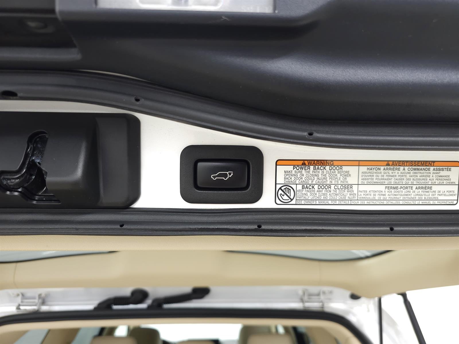 Certified Used 2021 White Lexus Two-Row image 9