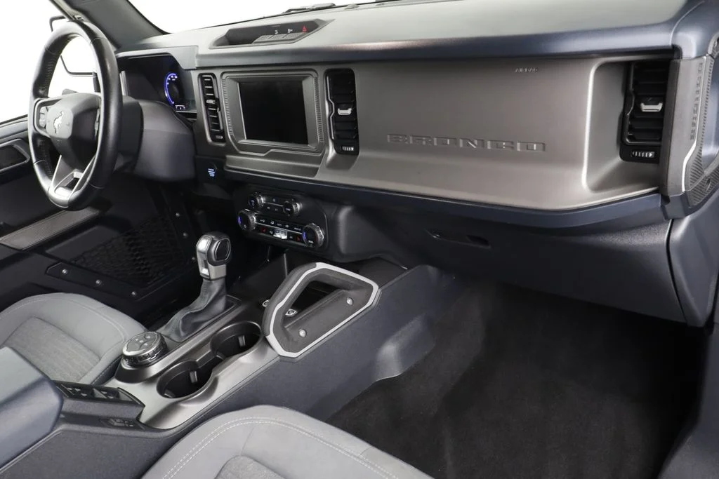 Used 2023 Silver Ford Outer Banks image 20