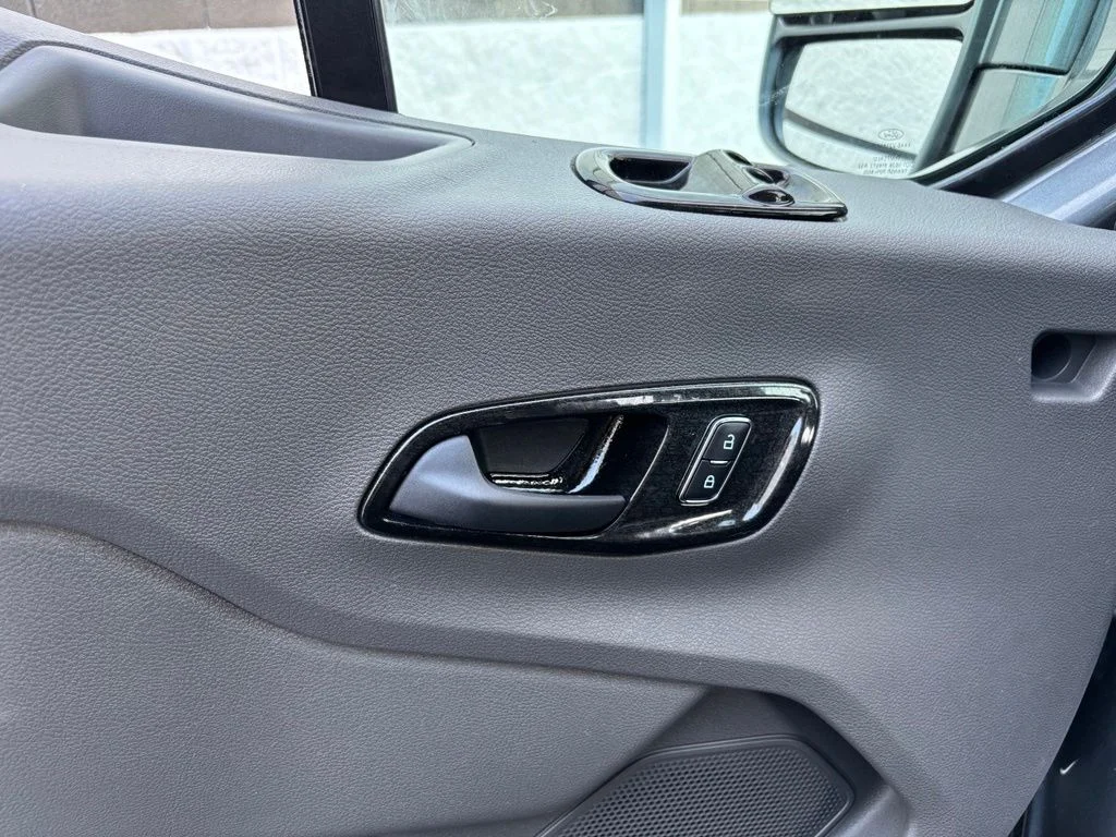 New 2026 Gray Ford Explorer Limited SE image 15