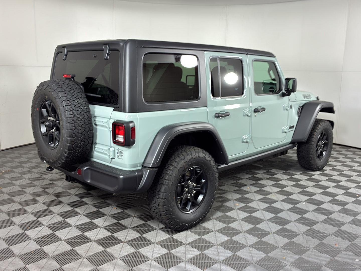 New 2027 Earl Clear-Coat Exterior Paint Jeep Willys image 4