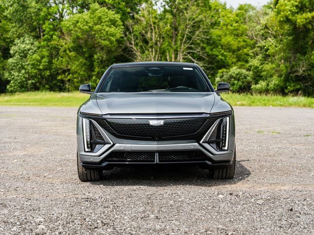 2026 Cadillac LYRIQ V Premium - Photo 6