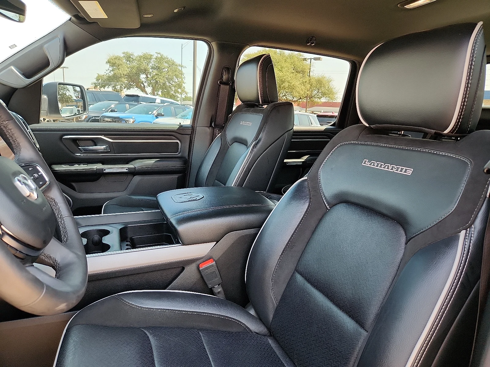 2025 RAM Ram 1500 Pickup Laramie - Photo 13