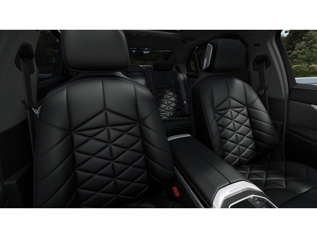 New 2026 Dravit Grey Metallic BMW 740i xDrive image 11