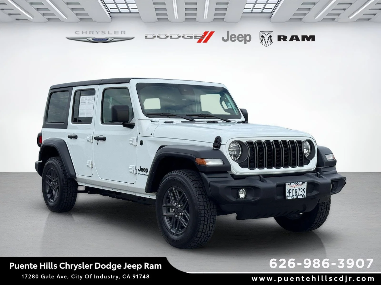 2025 Jeep Wrangler Sport S's photo