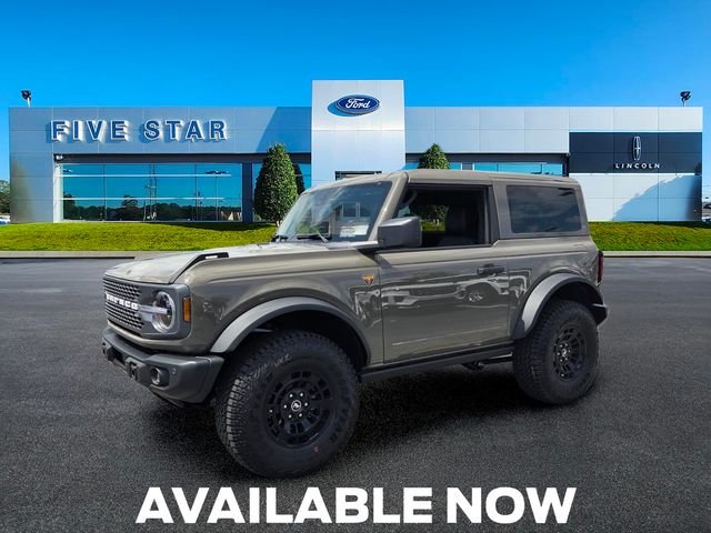 New 2026 Marsh Gray Ford Badlands image 3