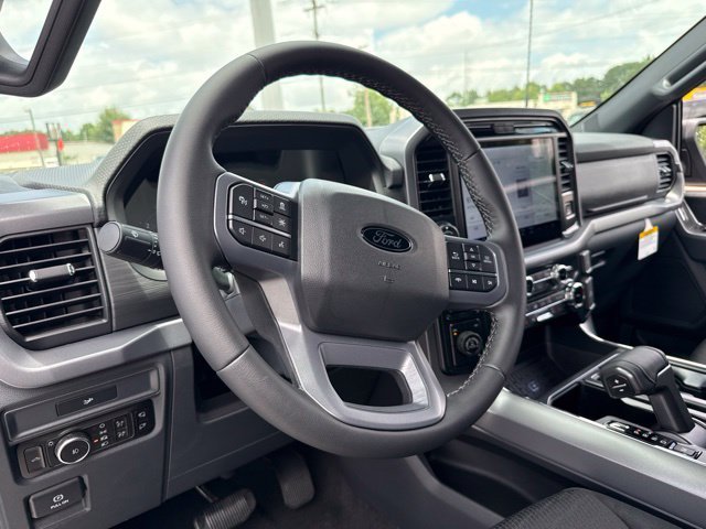 New 2026 Carbonized Gray Metallic Ford XLT image 22