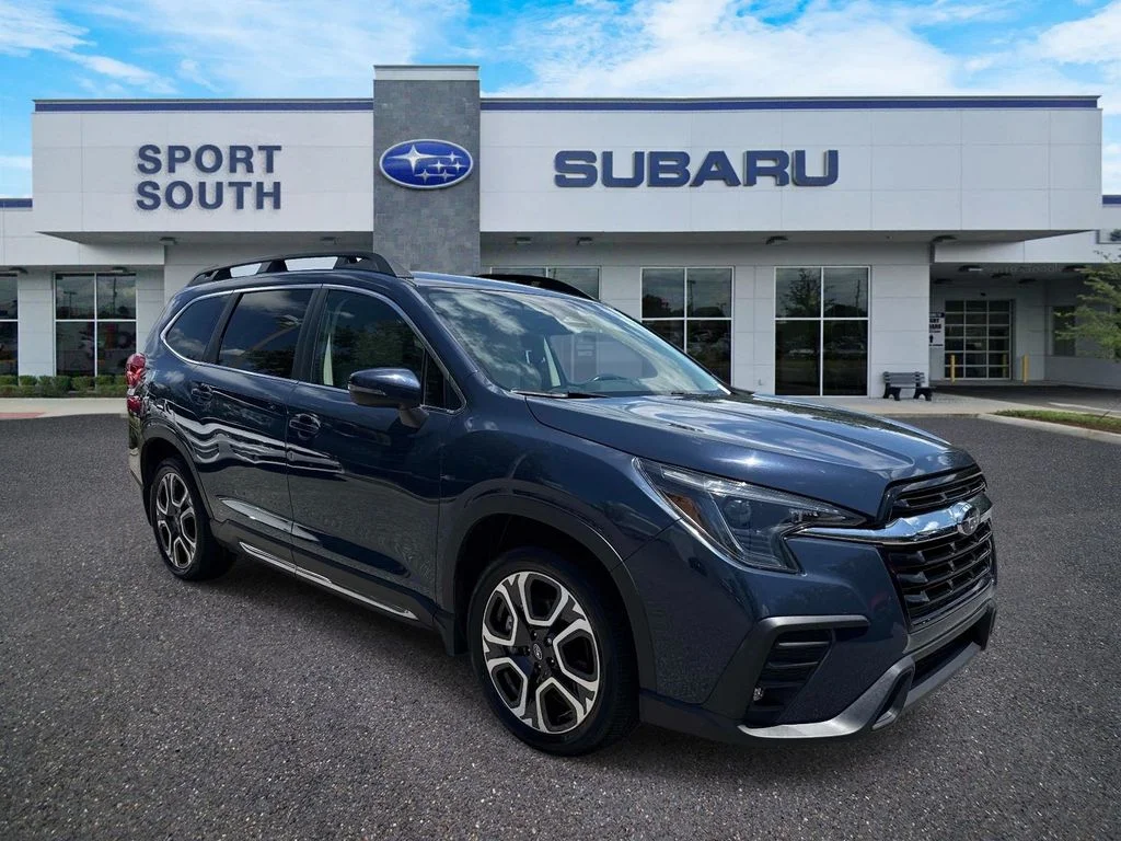 2023 Subaru Ascent Limited 7 Passenger's photo