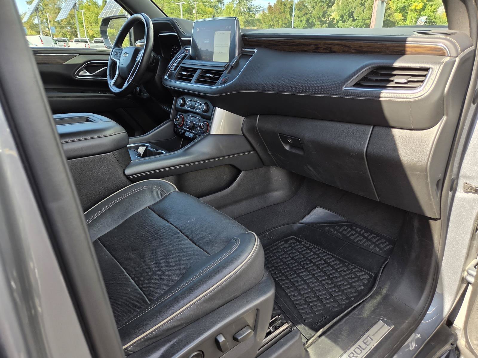 Used 2022 Satin Steel Metallic Chevrolet Premier image 21