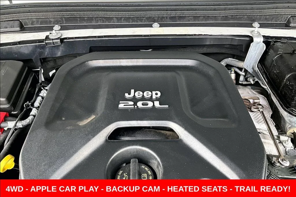 Used 2022 White Jeep Unlimited Sahara image 29