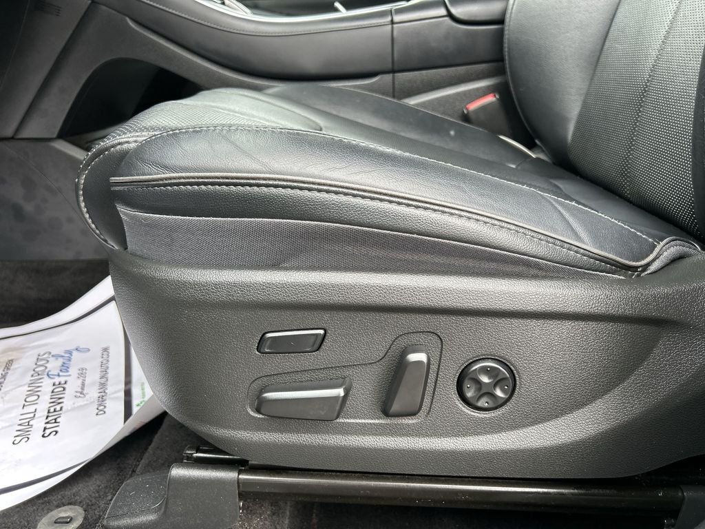 Used 2023 Hampton Gray Hyundai Limited image 18