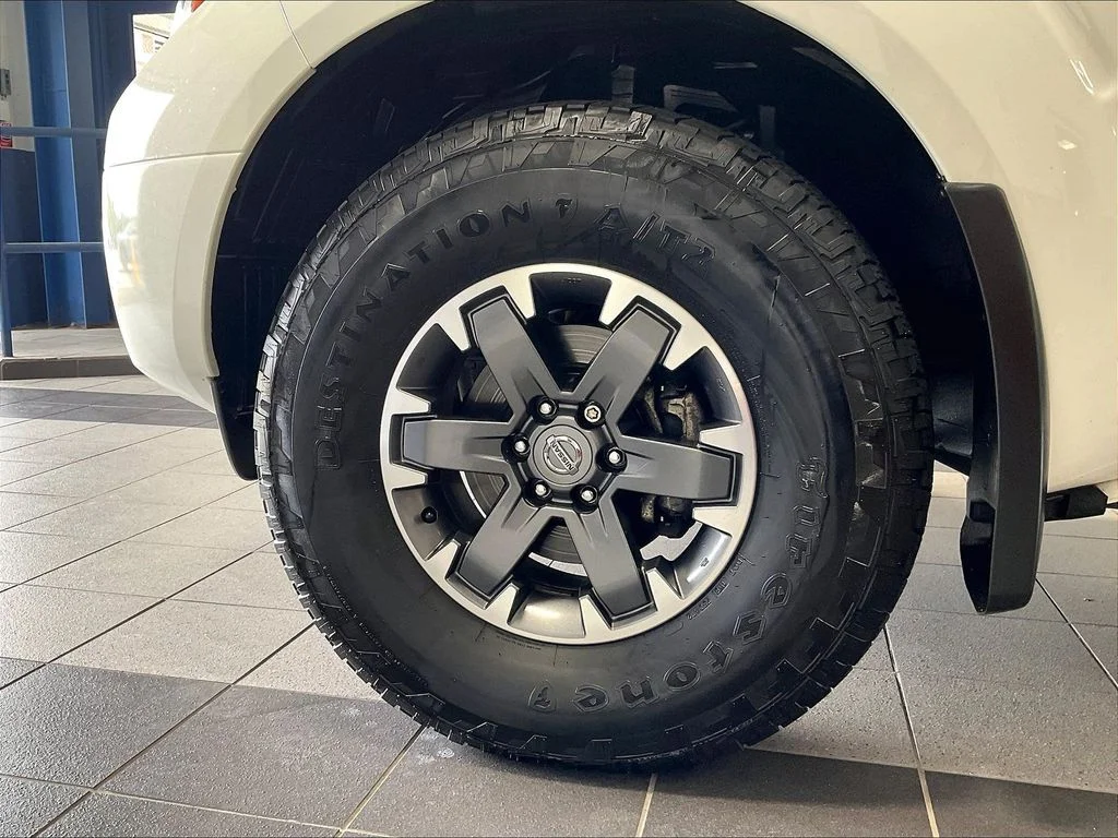 Used 2020 White Nissan PRO-4X image 7