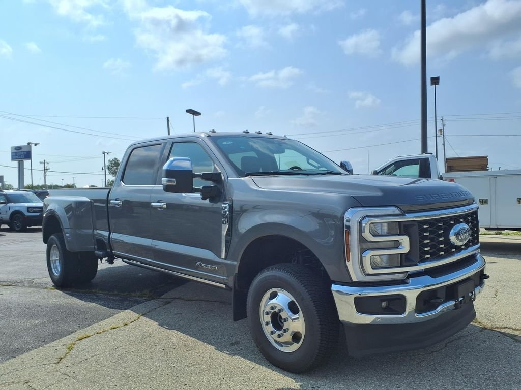 New 2026 Carbonized Gray Metallic Ford F-350® Lariat® image 5