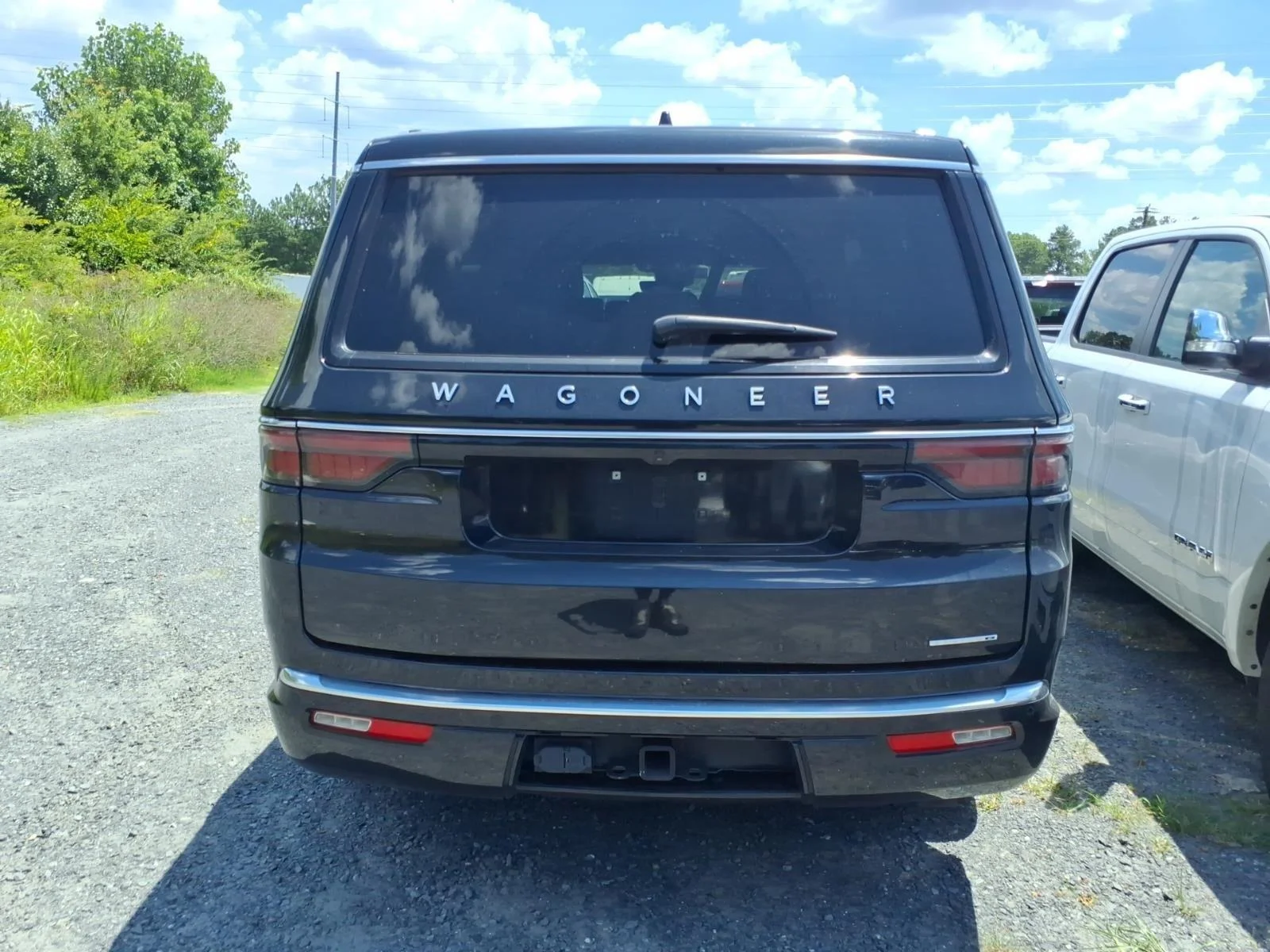 Used 2024 Diamond Black Crystal Pearlcoat Jeep Series II image 9