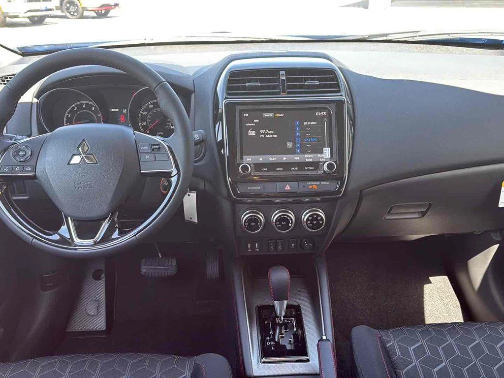 2026 Mitsubishi Outlander Sport LE - Photo 26