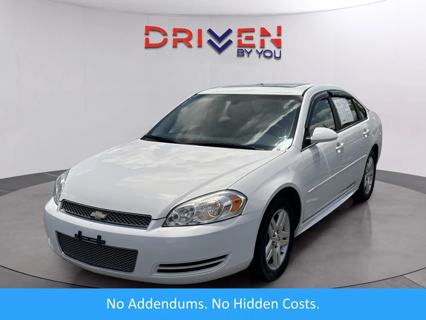 Used 2015 SUMMIT WHITE Chevrolet LT image 1