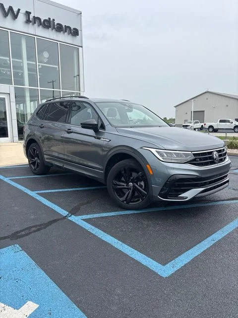 Certified Used 2023 Gray Volkswagen 2.0T SE R-Line Black image 1